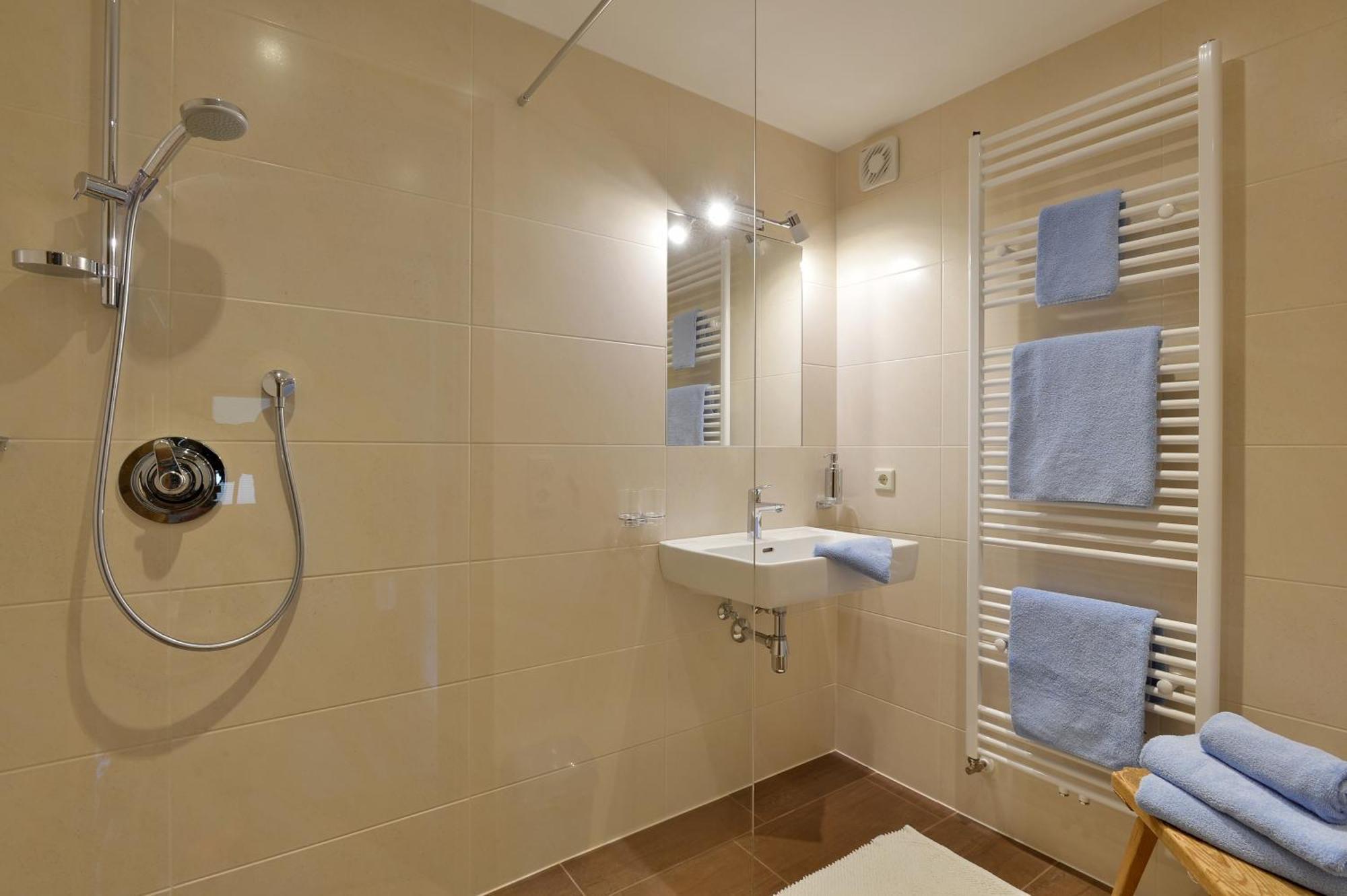 Kashuette Apartment Hippach Phòng bức ảnh